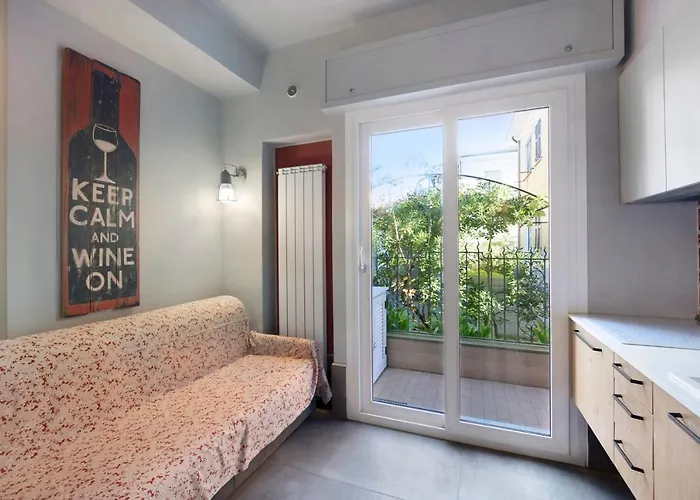 Victoria Fil Rouge Lejlighed *